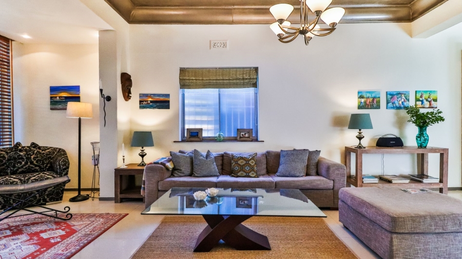 2 Bedroom Property for Sale in Sea Point Western Cape